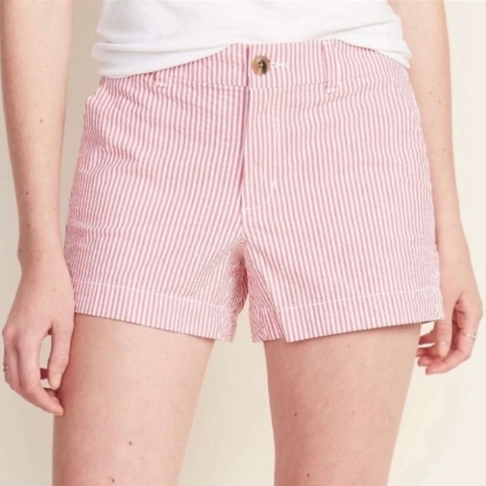 Old Navy Red & White Seersucker Shorts EUC - Picture 2 of 11